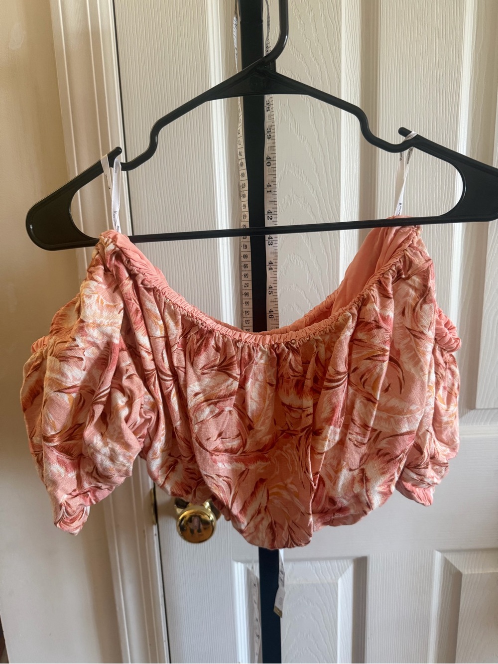 MINKPINK Peach Blush Floral Off-Shoulder Crop Top
